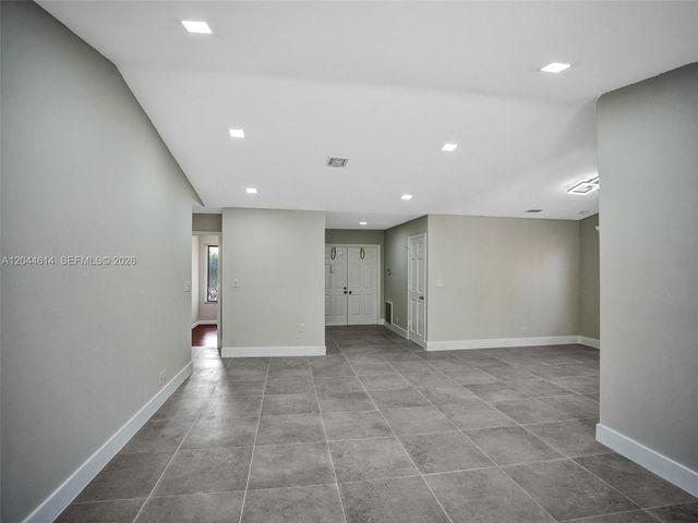 3216 NW 105th Ave, Sunrise, FL 33351