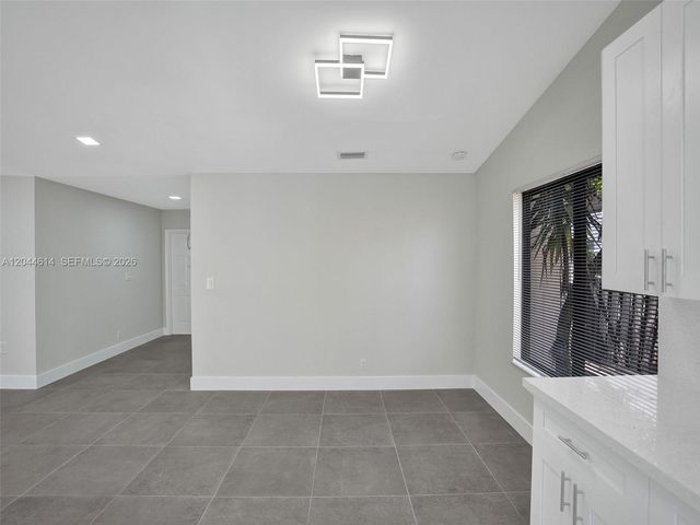 3216 NW 105th Ave, Sunrise, FL 33351