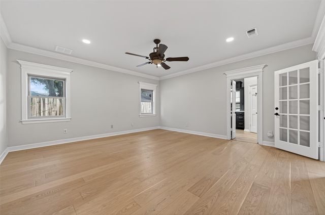 1614 Crestmont Street, Wharton, TX 77488