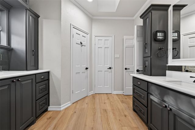 1614 Crestmont Street, Wharton, TX 77488