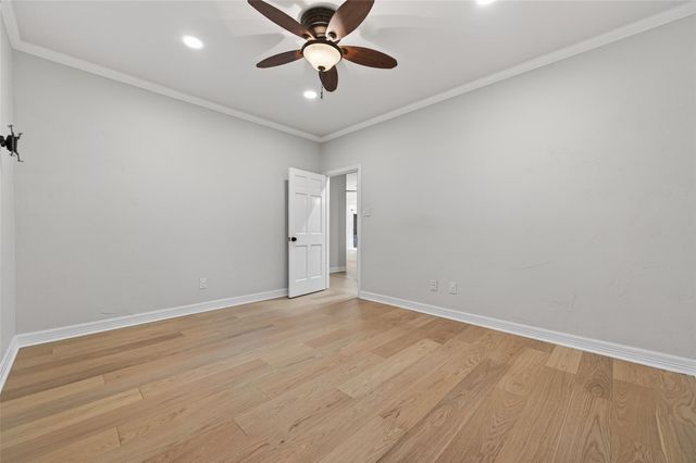 1614 Crestmont Street, Wharton, TX 77488