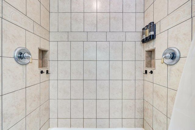 375 Silver Shadow RD, Hardy, VA 24101