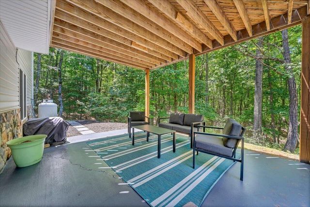 375 Silver Shadow RD, Hardy, VA 24101