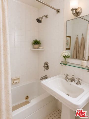 1312 Devon Avenue 1314, Los Angeles, CA 90024