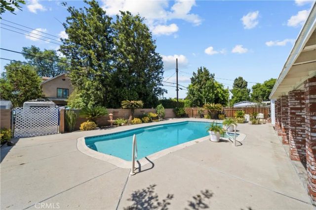 10147 Monogram, North Hills, CA 91343