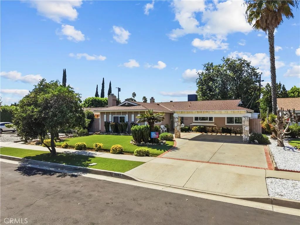 10147 Monogram, North Hills, CA 91343
