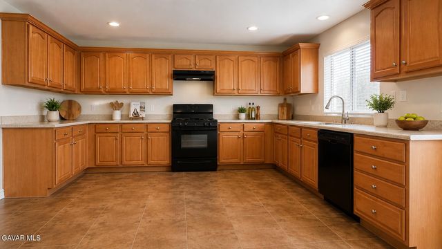 45108 Palm Lane, Lancaster, CA 93535