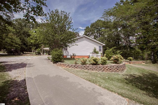 202 Tiffany Drive, Easley, SC 29640