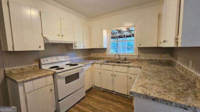 390 Riverdale Road, Macon, GA 31204
