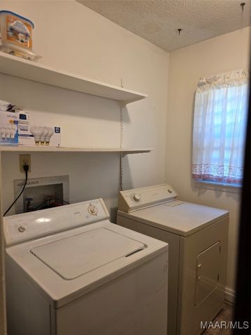 227 Cresthaven Court, Selma, AL 36701