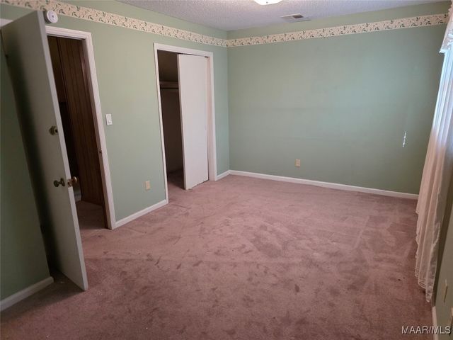 227 Cresthaven Court, Selma, AL 36701