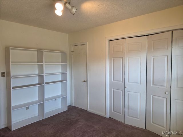 227 Cresthaven Court, Selma, AL 36701