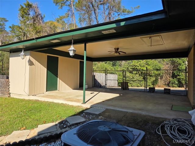 227 Cresthaven Court, Selma, AL 36701