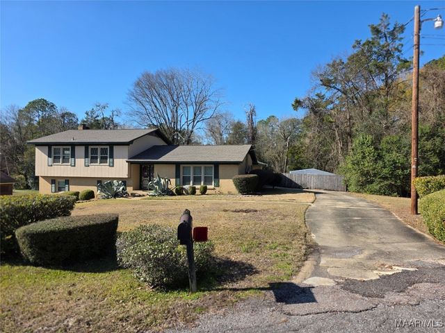 227 Cresthaven Court, Selma, AL 36701