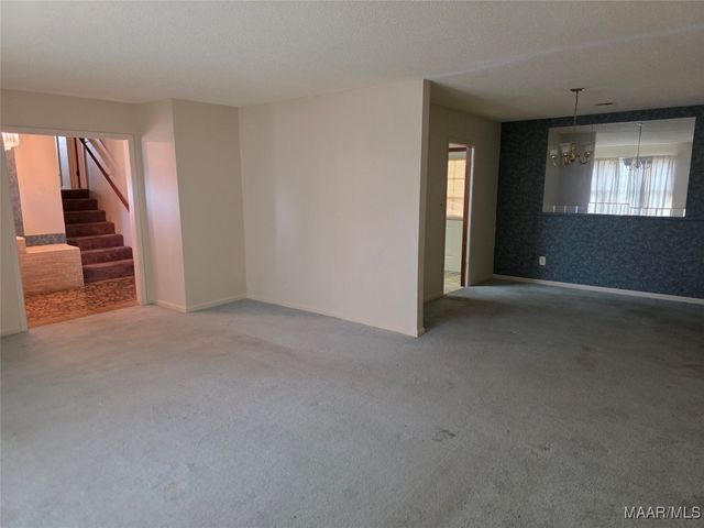 227 Cresthaven Court, Selma, AL 36701