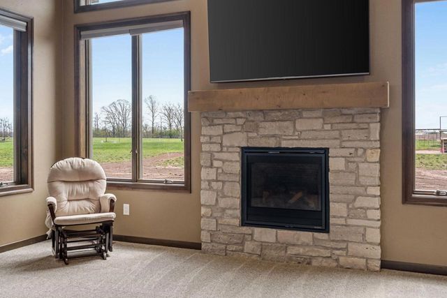 932 MEADOWLARK ROAD, De Pere, WI 54115