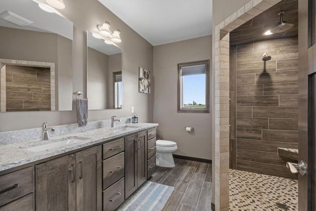 932 MEADOWLARK ROAD, De Pere, WI 54115