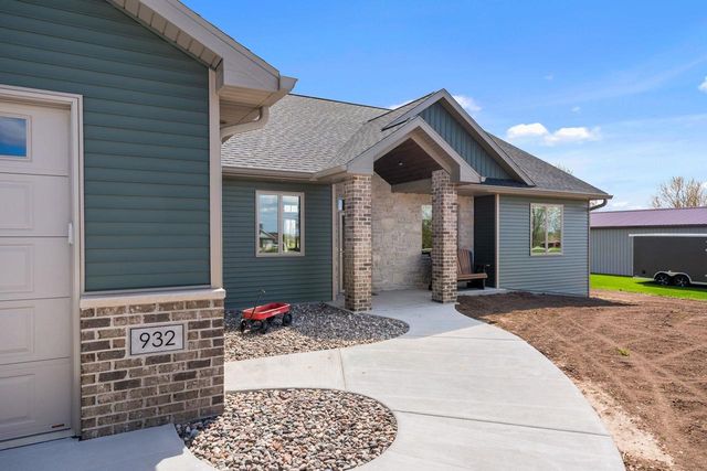 932 MEADOWLARK ROAD, De Pere, WI 54115