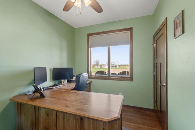 932 MEADOWLARK ROAD, De Pere, WI 54115