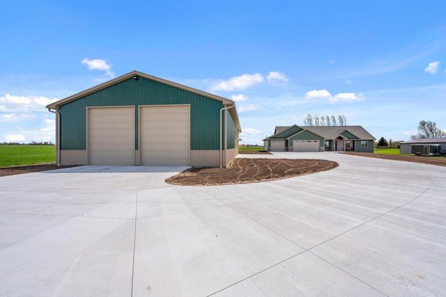 932 MEADOWLARK ROAD, De Pere, WI 54115