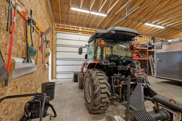 932 MEADOWLARK ROAD, De Pere, WI 54115