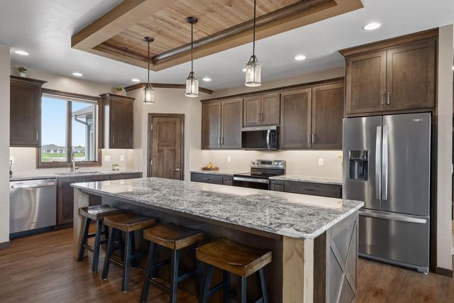 932 MEADOWLARK ROAD, De Pere, WI 54115