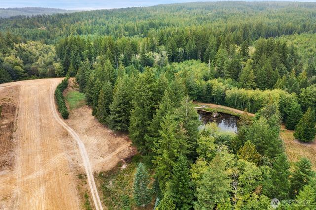 9048 NW Holly Road, Bremerton, WA 98312