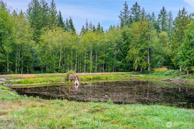 9048 NW Holly Road, Bremerton, WA 98312