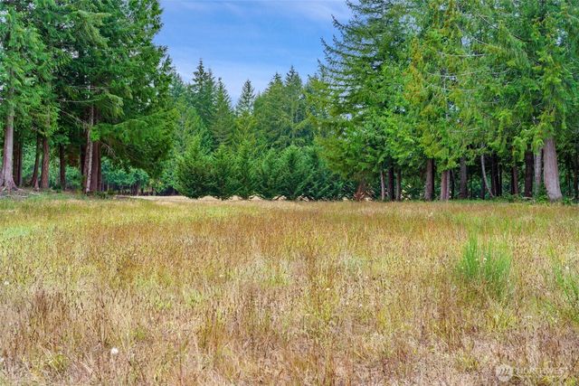 9048 NW Holly Road, Bremerton, WA 98312