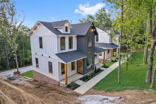 1765 N Walnut Avenue, Fayetteville, AR 72703