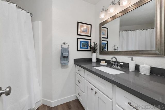 7127 Camino Degrazia 130, San Diego, CA 92111