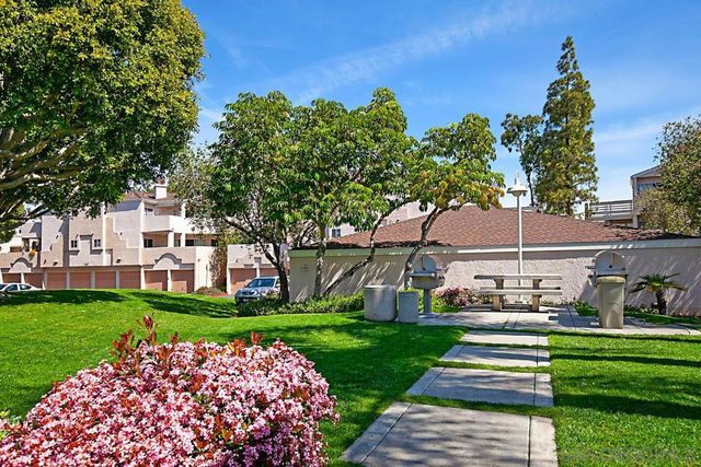 7127 Camino Degrazia 130, San Diego, CA 92111