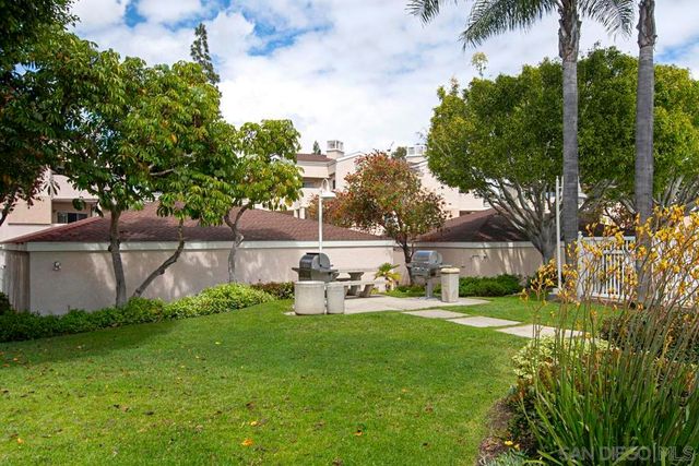 7127 Camino Degrazia 130, San Diego, CA 92111