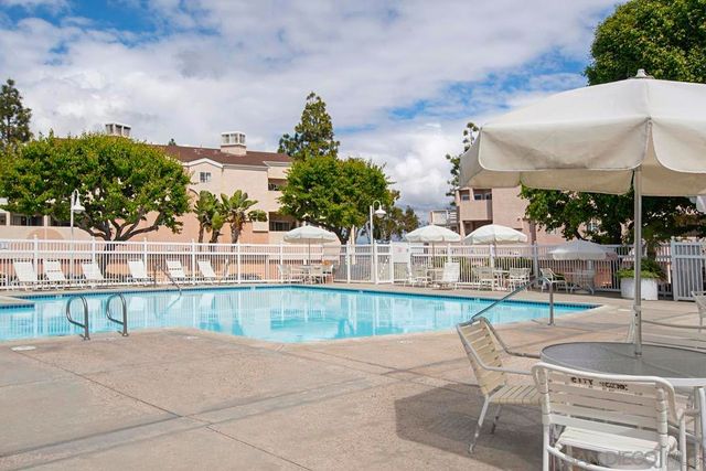 7127 Camino Degrazia 130, San Diego, CA 92111