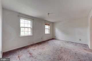 2015 37TH ST SE #102, Washington, DC 20020