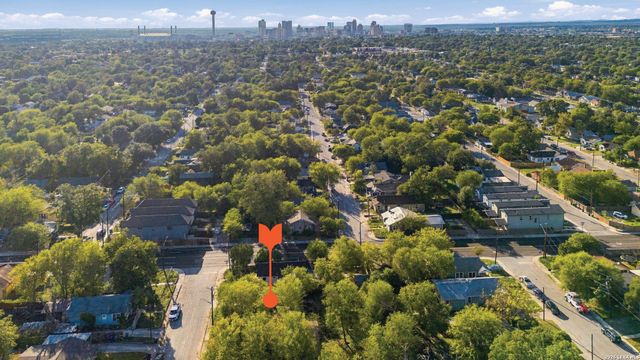 1707 N CENTER ST, San Antonio, TX 78202