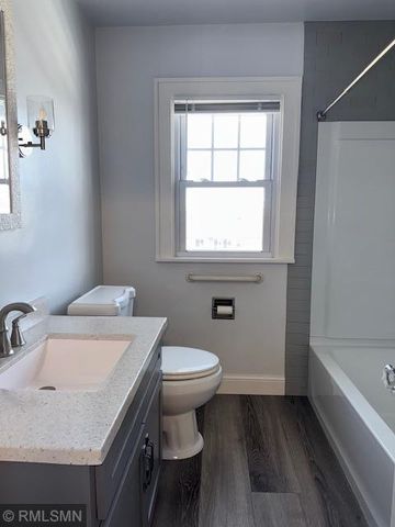 1121 9th Avenue S, Saint Cloud, MN 56301