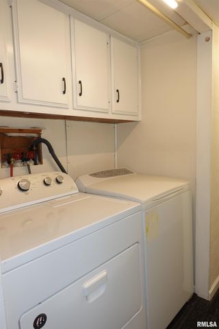 710 Century Estates, Galesburg, IL 61401