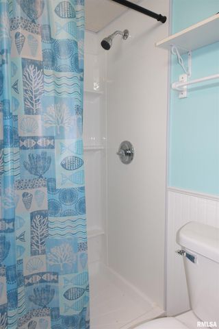 710 Century Estates, Galesburg, IL 61401