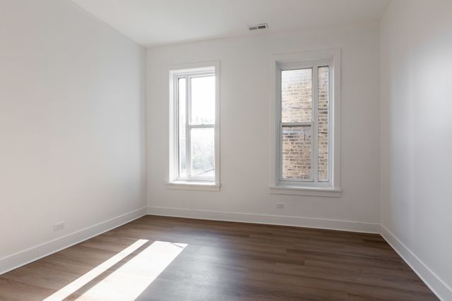 3211 W LeMoyne Avenue CH2, Chicago, IL 60651