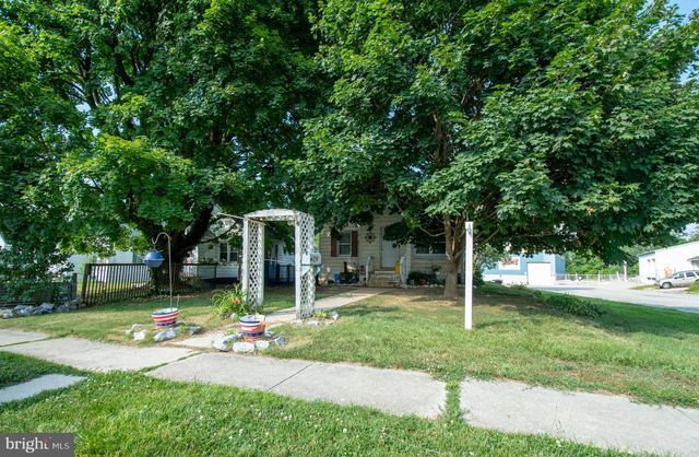 816 MCALLISTER ST, Hanover, PA 17331