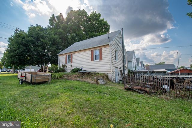 816 MCALLISTER ST, Hanover, PA 17331