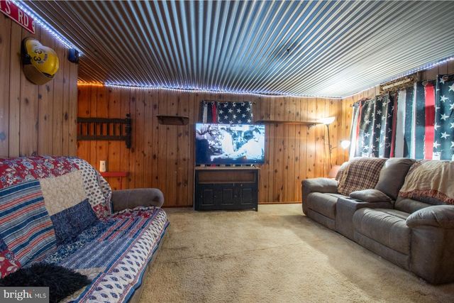 816 MCALLISTER ST, Hanover, PA 17331