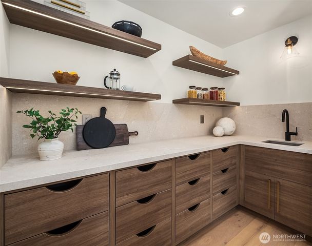 19810 Broadway Avenue, Snohomish, WA 98296