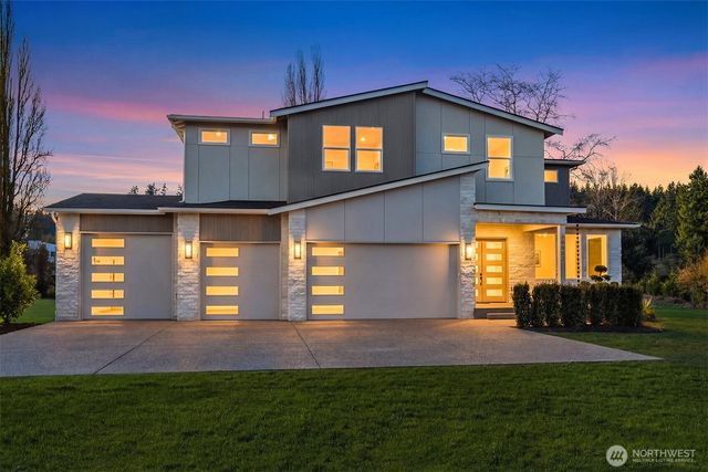19810 Broadway Avenue, Snohomish, WA 98296