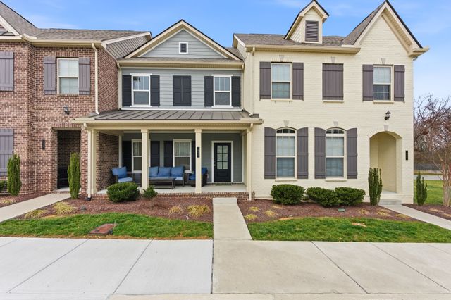 612 Vintage Green Ln, Franklin, TN 37064