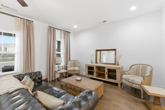 612 Vintage Green Ln, Franklin, TN 37064