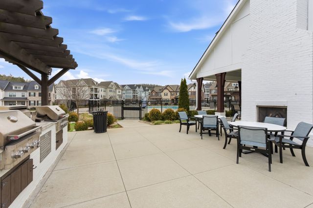 612 Vintage Green Ln, Franklin, TN 37064