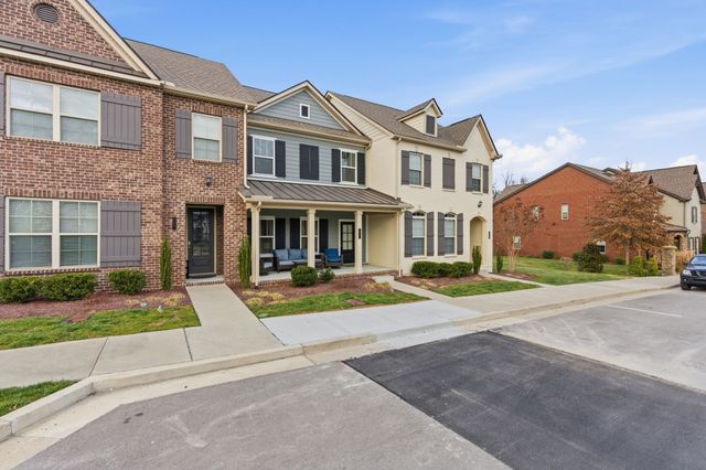 612 Vintage Green Ln, Franklin, TN 37064