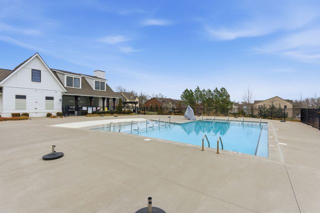 612 Vintage Green Ln, Franklin, TN 37064